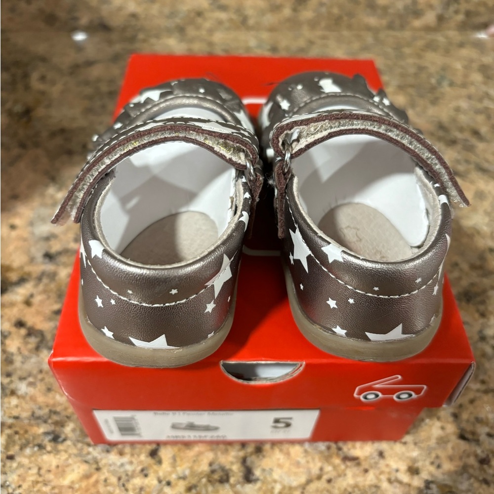 Girl toddler shoes - Picture 2 of 3